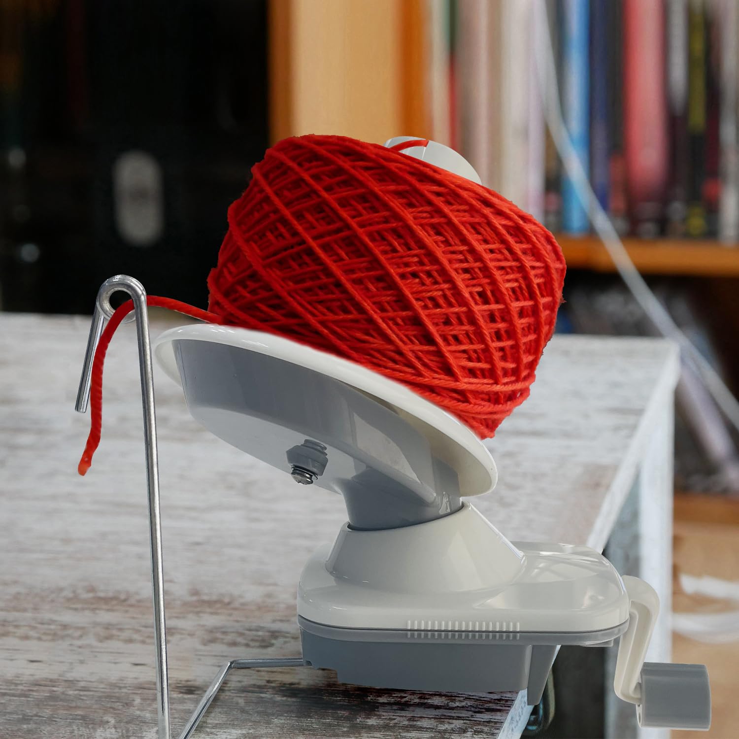 Sutekus Yarn Ball Winder Portable Yarn Winder Manual Wool Winder Holder with Tabletop Clamp for Crocheting Knitting, White and Grey